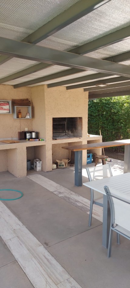CASA EN VENTA BARRIO PRIVADO