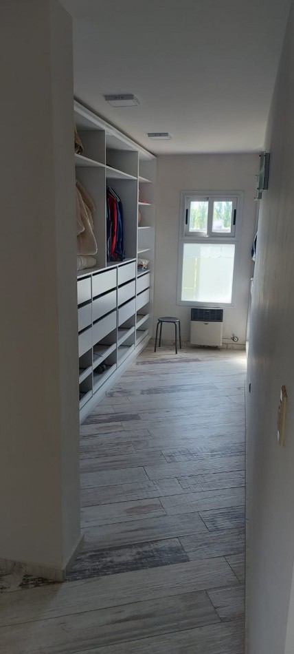 CASA EN VENTA BARRIO PRIVADO
