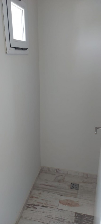 CASA EN VENTA BARRIO PRIVADO