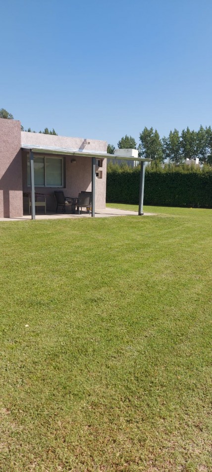 CASA EN VENTA BARRIO PRIVADO