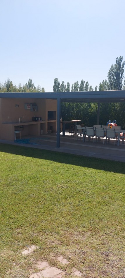 CASA EN VENTA BARRIO PRIVADO