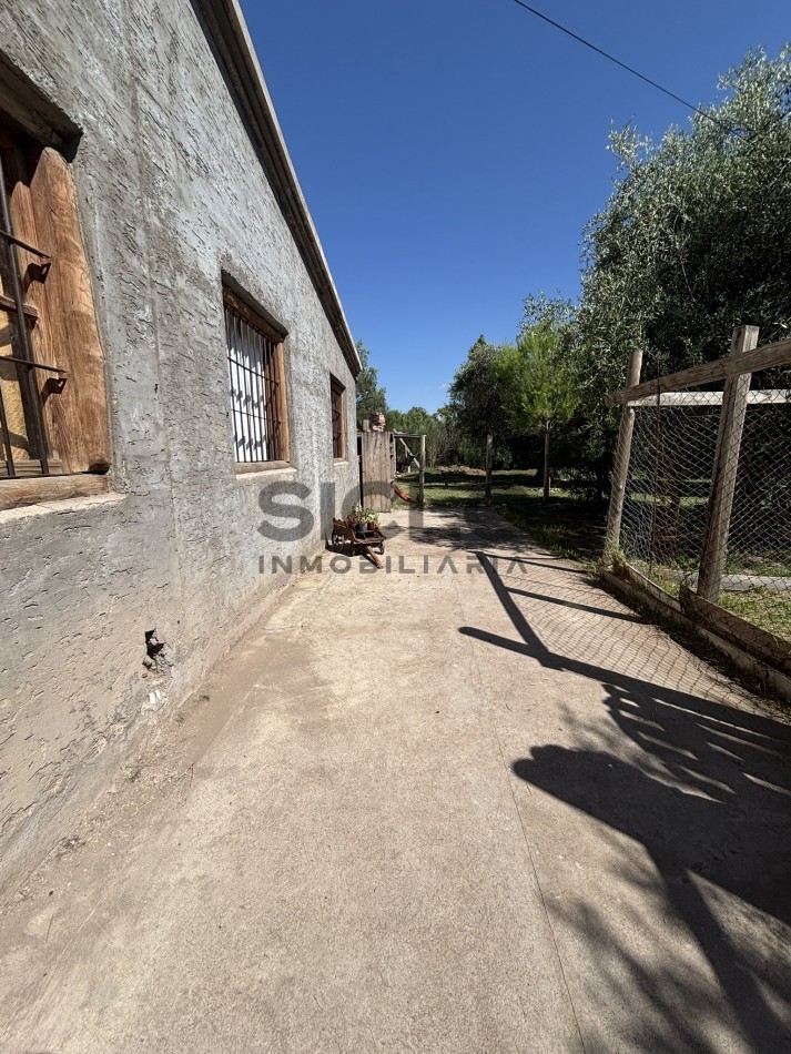 EXCELENTE PROPIEDAD EN RAMA CAIDA CON DOS CASAS 