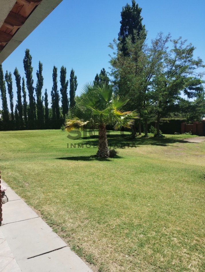 VENDO PROPIEDAD RURAL  DE 2,5 HA  CON CASA Y PILETA  