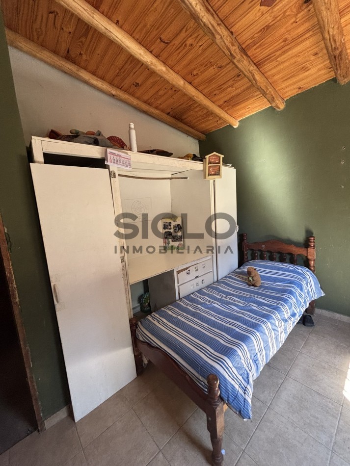 EXCELENTE PROPIEDAD EN RAMA CAIDA CON DOS CASAS 