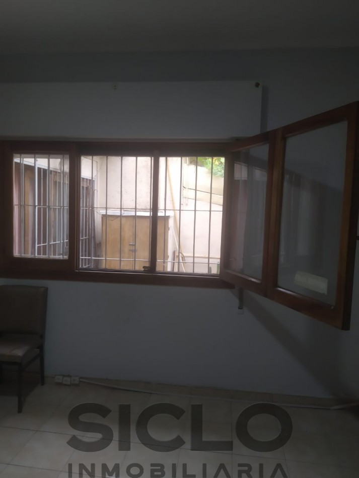VENDO CASA SOBRE CALLE LOS FRANCESES- SAN RAFAEL.MENDOZA