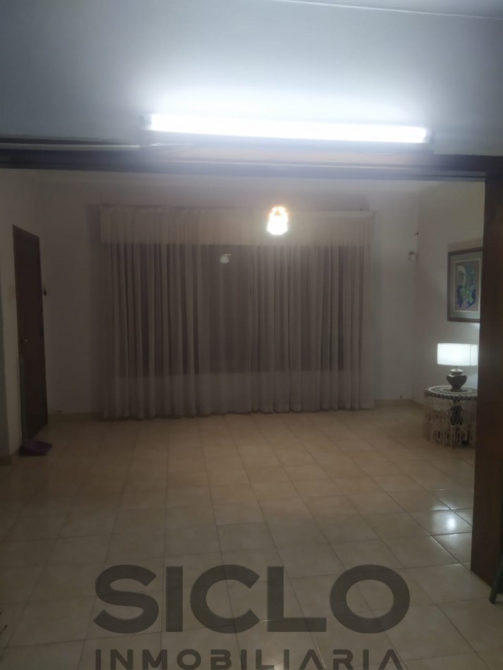 VENDO CASA SOBRE CALLE LOS FRANCESES- SAN RAFAEL.MENDOZA