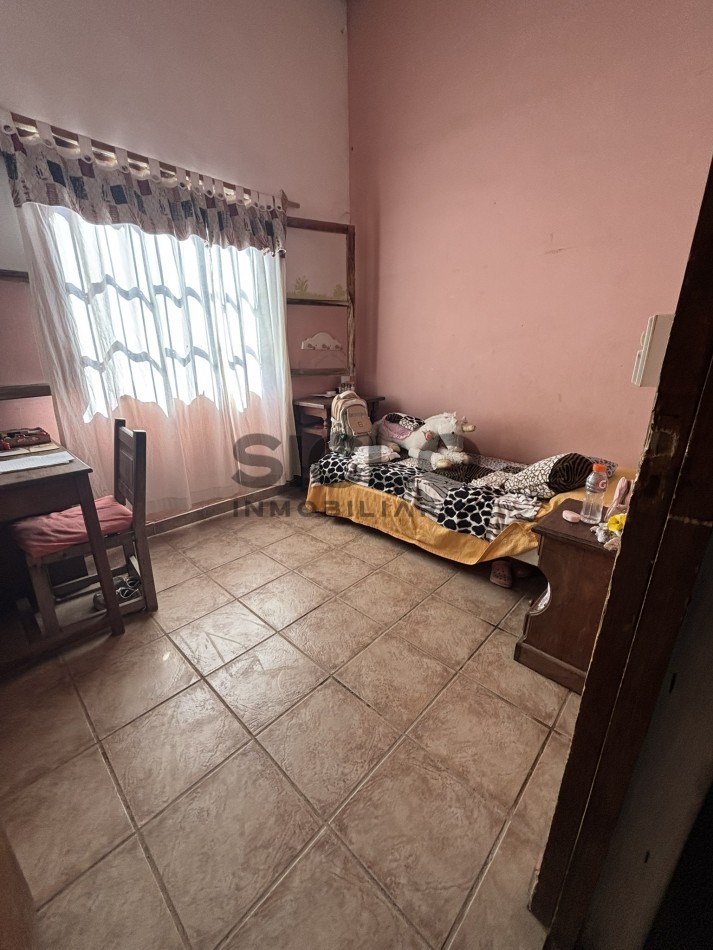 EXCELENTE PROPIEDAD EN RAMA CAIDA CON DOS CASAS 