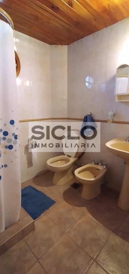 SE VENDA HERMOSA CASA EN EL BARRIO SAN RAFAEL- SAN RAFAEL MENDOZA