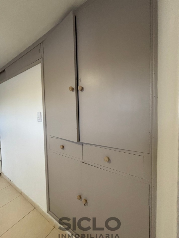  CASA RENOVADA EN VENTA | CUATRO DORMITORIOS Y UBICACION CENTRICA EN SAN RAFAEL MZA.
