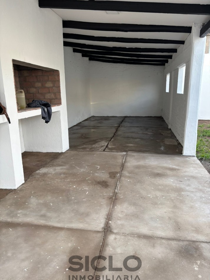  CASA RENOVADA EN VENTA | CUATRO DORMITORIOS Y UBICACION CENTRICA EN SAN RAFAEL MZA.
