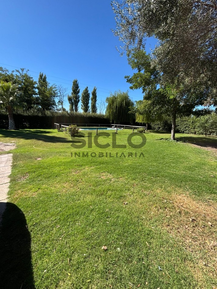 VENDO PROPIEDAD RURAL  DE 2,5 HA  CON CASA Y PILETA  