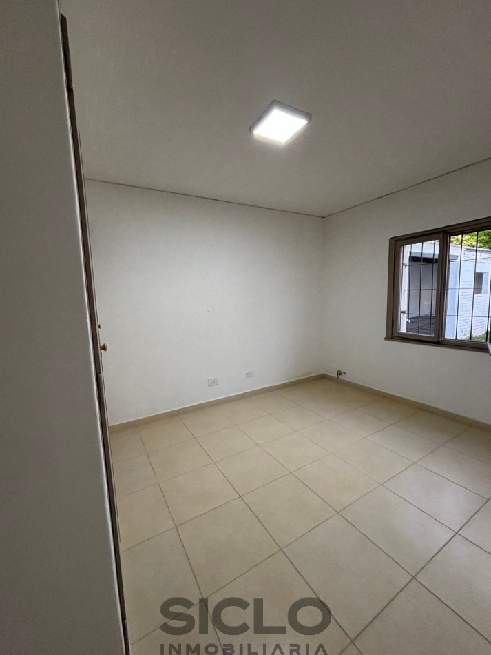  CASA RENOVADA EN VENTA | CUATRO DORMITORIOS Y UBICACION CENTRICA EN SAN RAFAEL MZA.