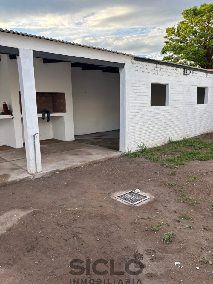  CASA RENOVADA EN VENTA | CUATRO DORMITORIOS Y UBICACION CENTRICA EN SAN RAFAEL MZA.