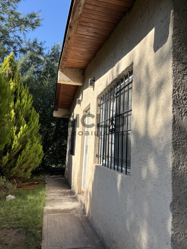 EXCELENTE PROPIEDAD EN RAMA CAIDA CON DOS CASAS 