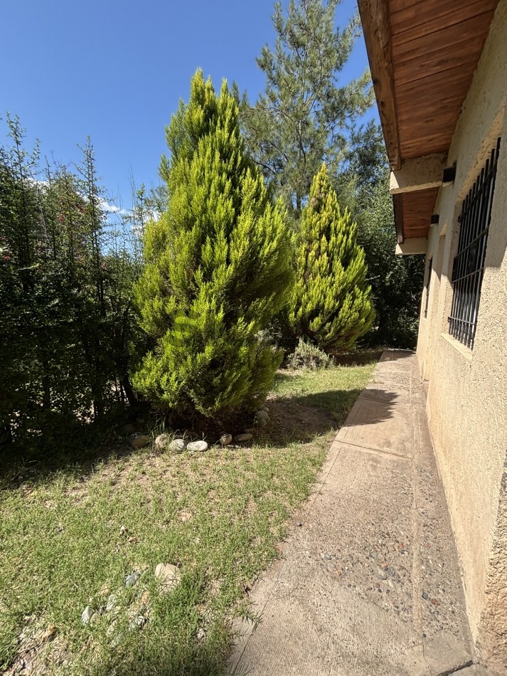 EXCELENTE PROPIEDAD EN RAMA CAIDA CON DOS CASAS 