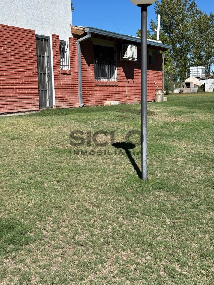 VENDO PROPIEDAD RURAL  DE 2,5 HA  CON CASA Y PILETA  
