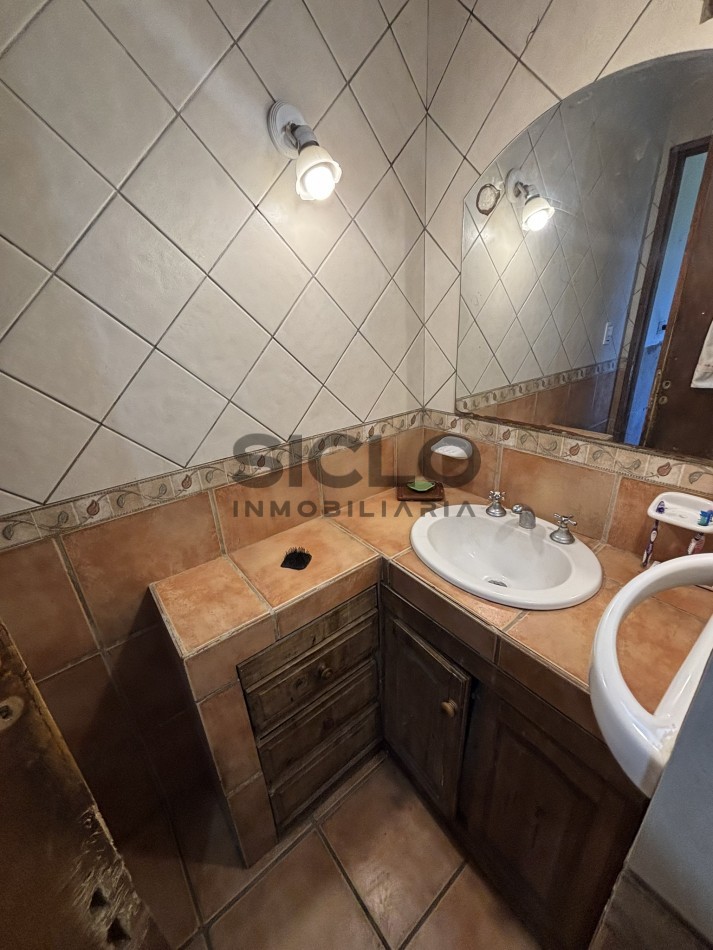 EXCELENTE PROPIEDAD EN RAMA CAIDA CON DOS CASAS 