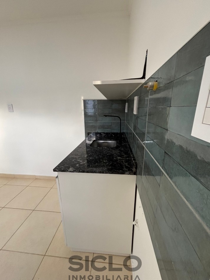  CASA RENOVADA EN VENTA | CUATRO DORMITORIOS Y UBICACION CENTRICA EN SAN RAFAEL MZA.