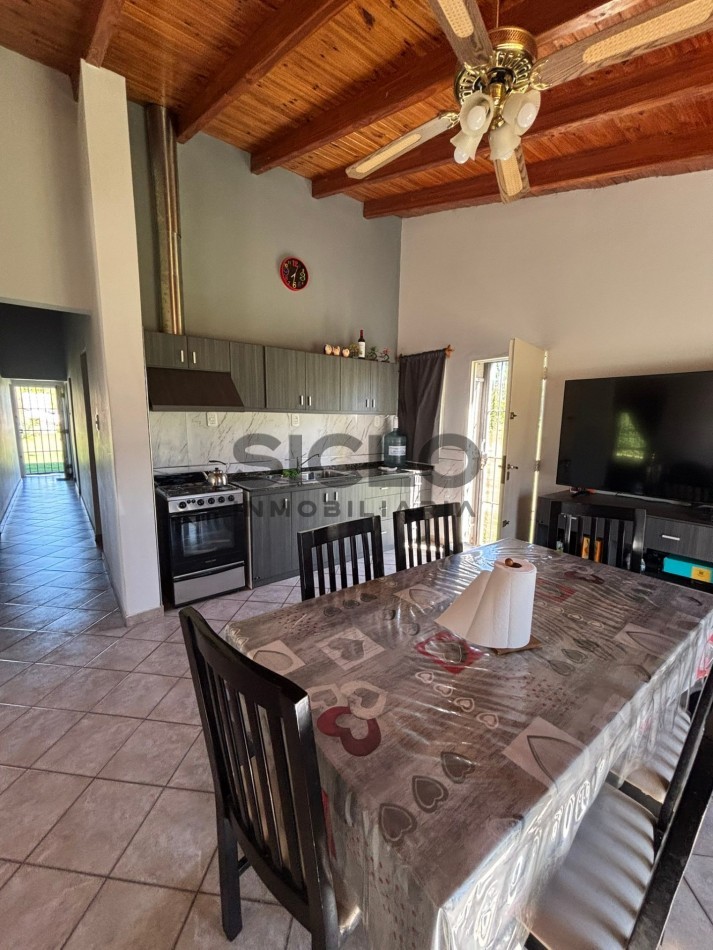VENDO PROPIEDAD RURAL  DE 2,5 HA  CON CASA Y PILETA  