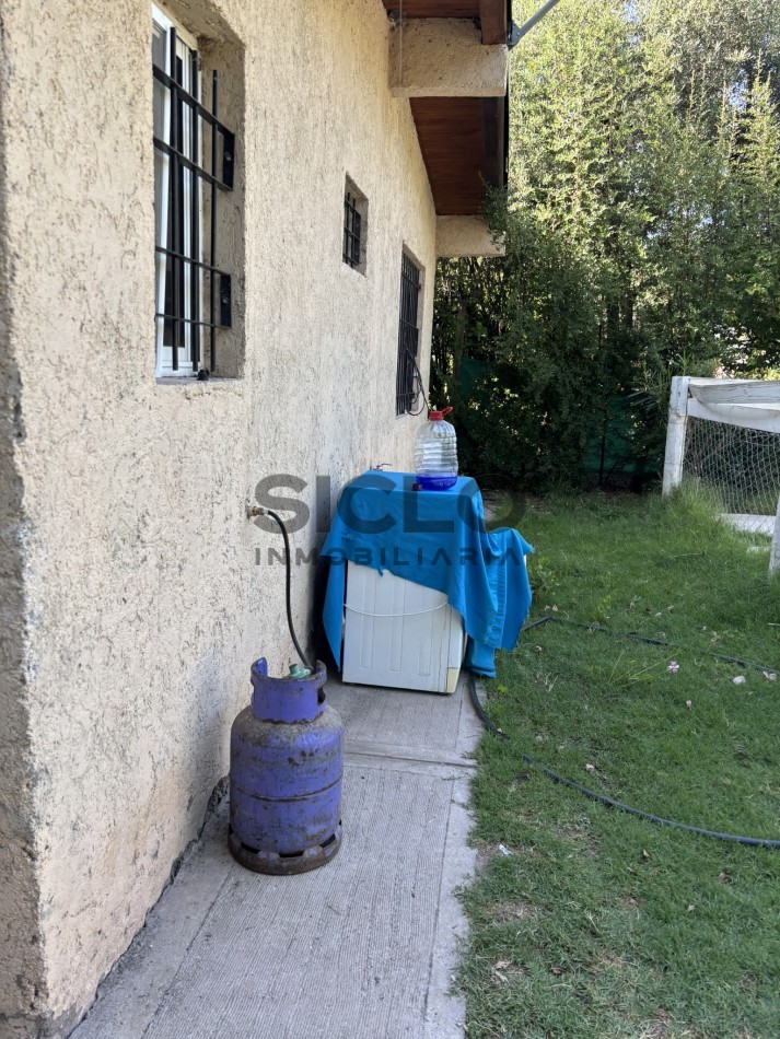 EXCELENTE PROPIEDAD EN RAMA CAIDA CON DOS CASAS 
