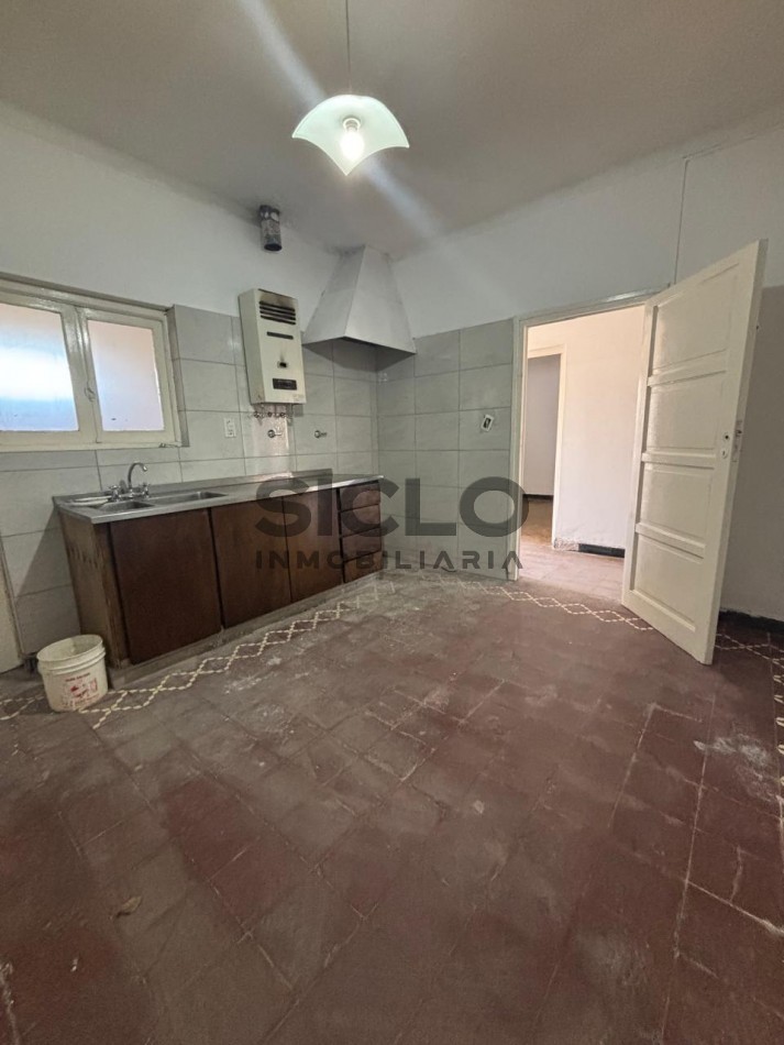 EN VENTA SOBRE AV. ZAPATA SAN RAFAEL MENDOZA- 