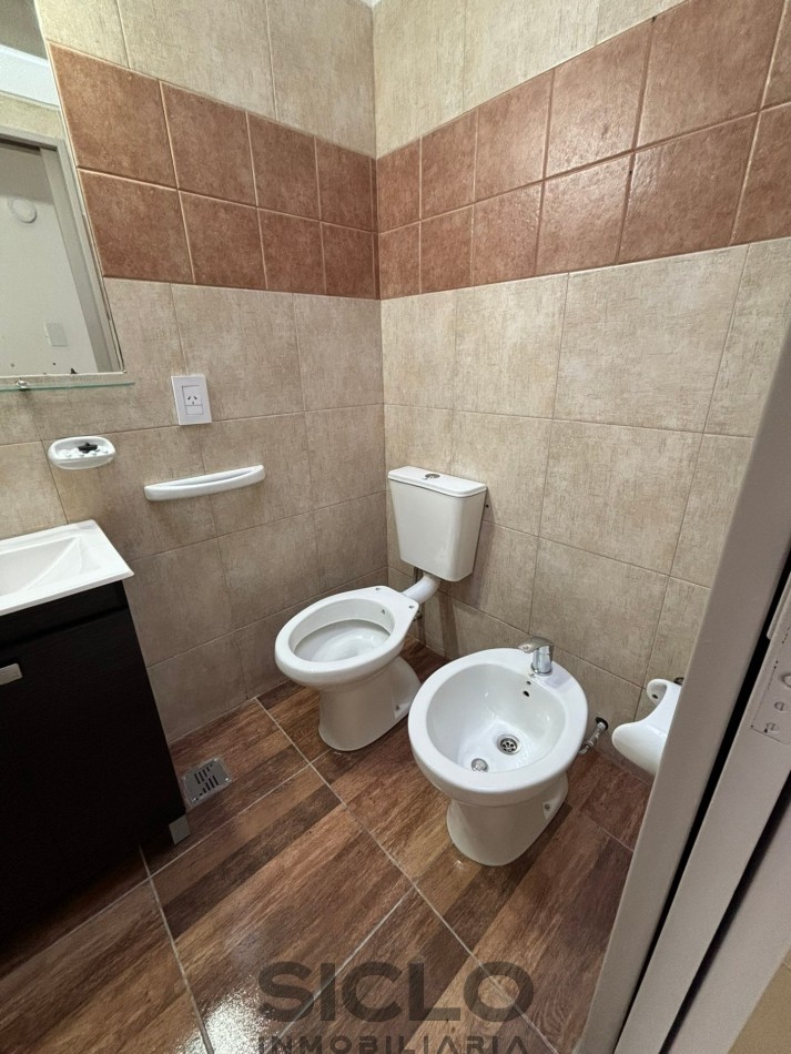  CASA RENOVADA EN VENTA | CUATRO DORMITORIOS Y UBICACION CENTRICA EN SAN RAFAEL MZA.