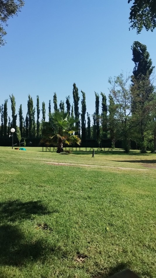 VENDO PROPIEDAD RURAL  DE 2,5 HA  CON CASA Y PILETA  