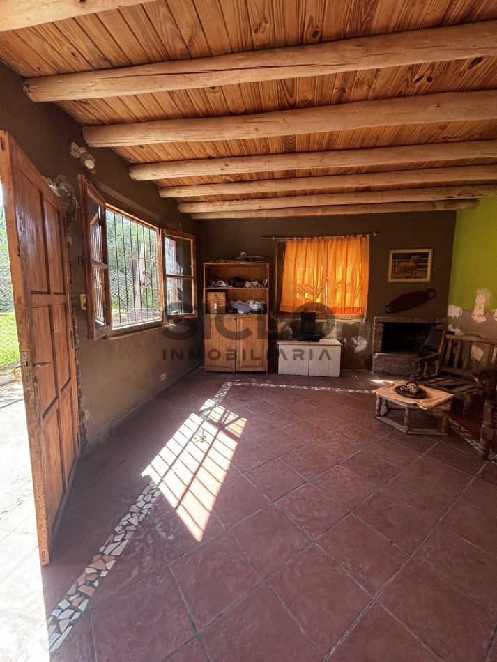 EXCELENTE PROPIEDAD EN RAMA CAIDA CON DOS CASAS 